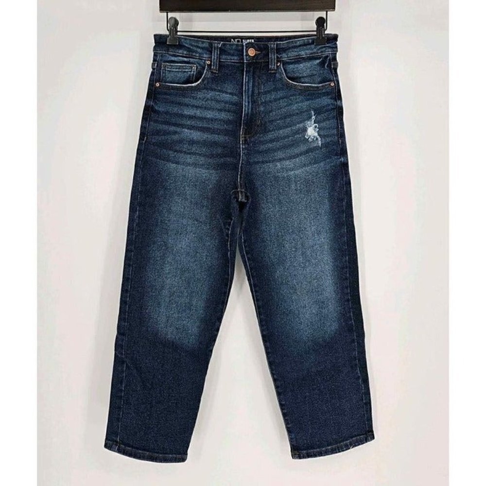 No Boundaries NOBO Stretch Super High-Rise Dark Wash Distressed Capri Jeans 11